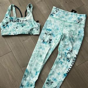 Peloton sports bra and leggings set